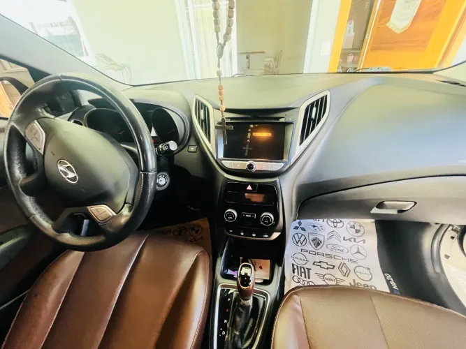 Hyundai HB20X Premium 1.6 Flex 16V Aut. 2017