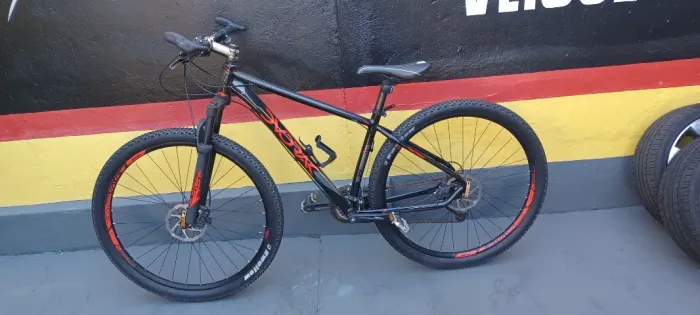 Bicicleta Dvorak One Aro 29 - 18 Marchas