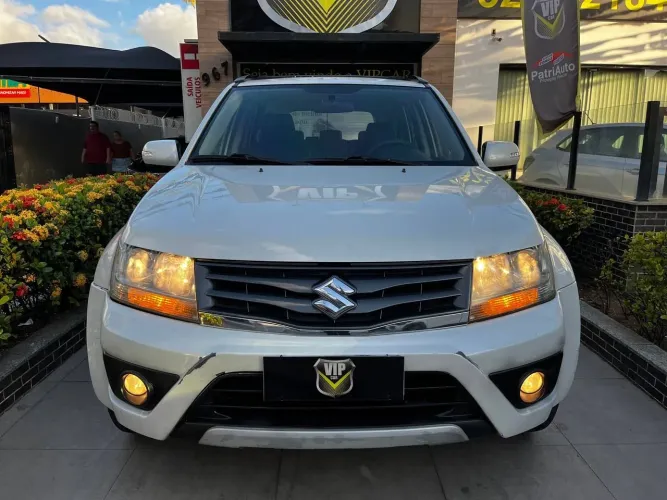 Suzuki Grande Vitara 2wd C/TETO SOLAR 2014