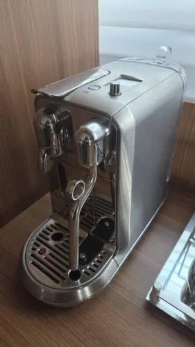 Cafeteira Nespresso 11OV