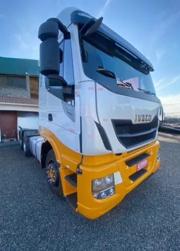 Iveco Hi Way. 6x4