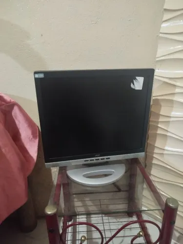 Vendo Monitor AOC