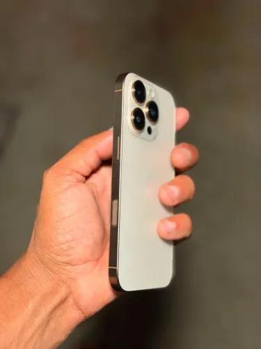 iPhone 16 pro 256gb