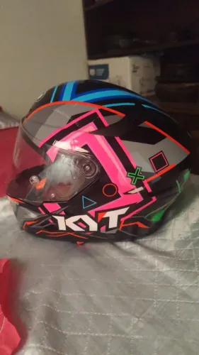 Capacete