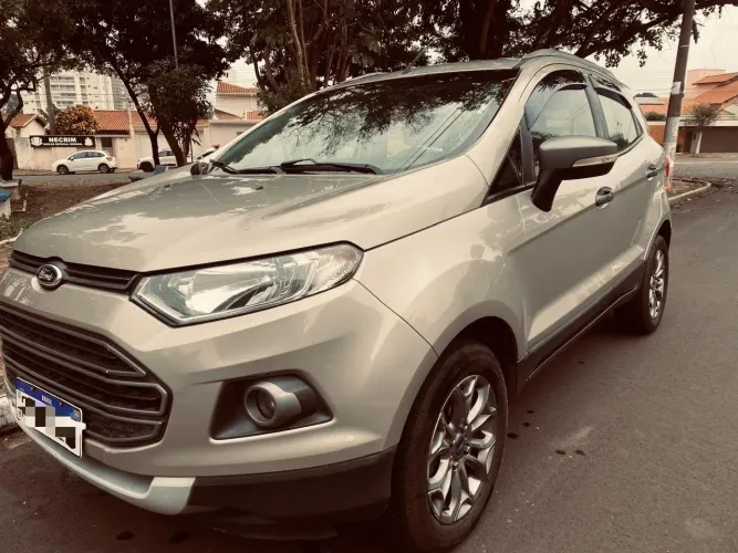 Ford Ecosport Freestyle 1.6 16V Flex 5P 2014