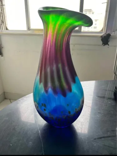 Jarro cristal em torno de 40 cm de altura.