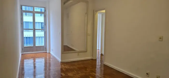 Imóvel para aluguel com 44 metros quadrados com 1 quarto em Copacabana - Rio de Janeiro -