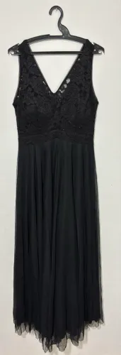 Vestido Longo de Festa Preto com Renda e Tule - Tamanho M (Impecável)