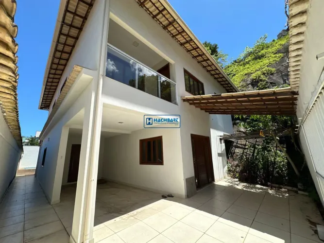 CASA DUPLEX COM PISCINA (TODA REFORMADA) - R$2.100.000,00 - BAIRRO OLARIA REF: 123505