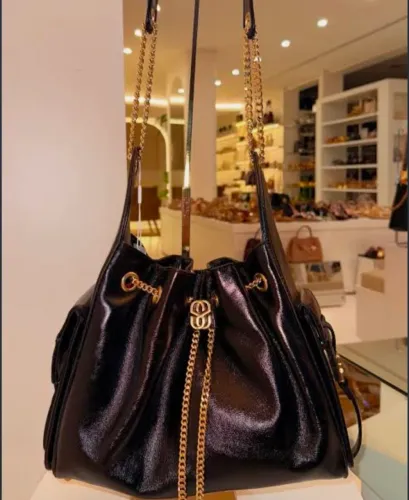 Bolsa Shoulder Lilibet Média Couro Preta