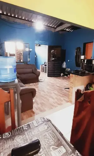 CASA À VENDA NO DISTRITO