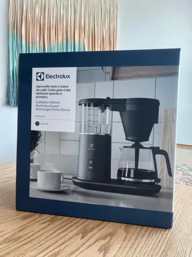 Cafeteira Elétrica Eletrolux Automática Perfect Sense NOVA LACRADA