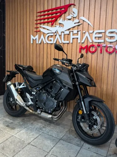 Hornet 750 ABS 2026 Seminova - Financiamento bancário e cartão