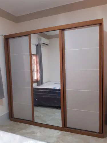 Guarda roupa casal espelho