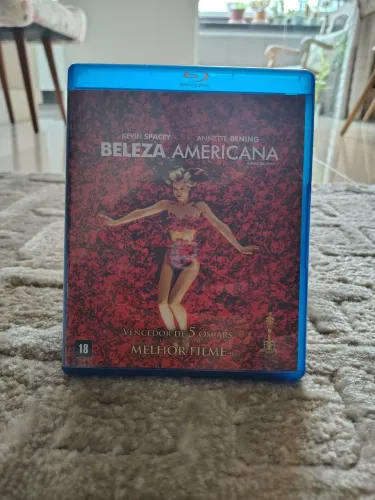 Blu-Ray Beleza Americana (Sam Mendes) c/ Kevin Spacey e Annette Bening