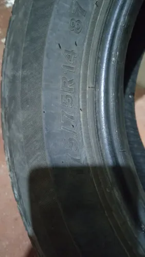 Pneu aro 14 ótimo estado