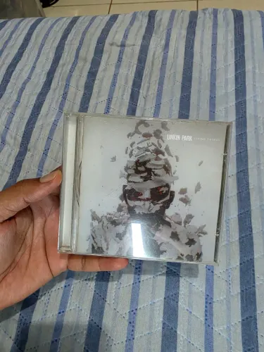 Linkin Park Living Things CD (Usado, muito bom)