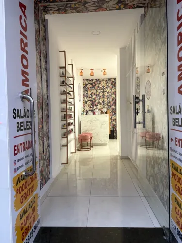 VAGA PARA MANICURE TRADICIONAL, NAIL DESIGN E CABELEREIRA