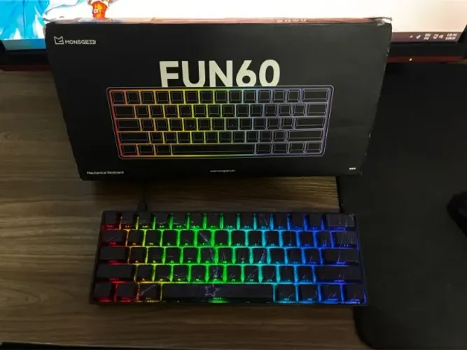 Teclado Magnético MonsGeek Fun60 Max Tri-Mode Nebula (Caixa + Cabo)
