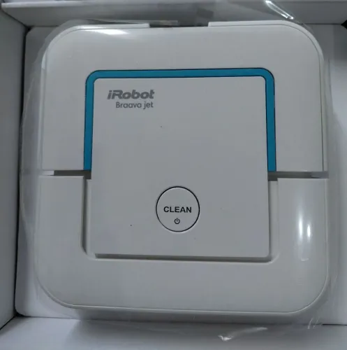 Robô Mop Limpador de Pisos iRobot Braava Jet 240