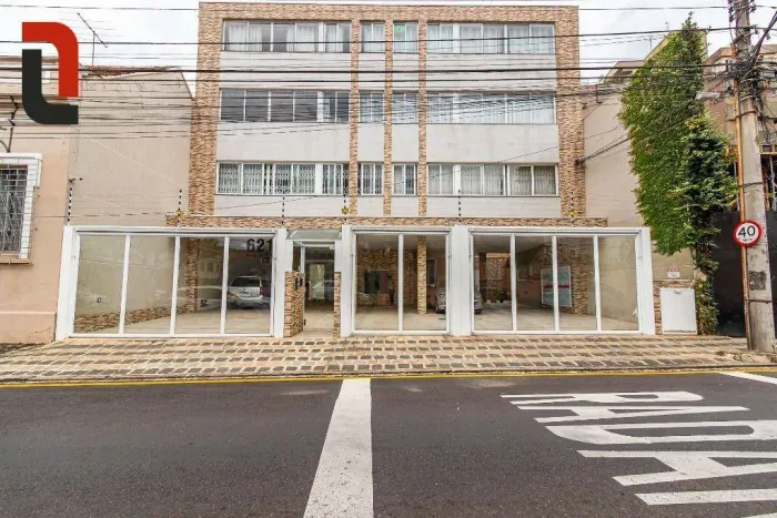 Apartamento com 1 quarto para alugar, 30 m² por R$ 1.500/mês - São Francisco - Curitiba/PR