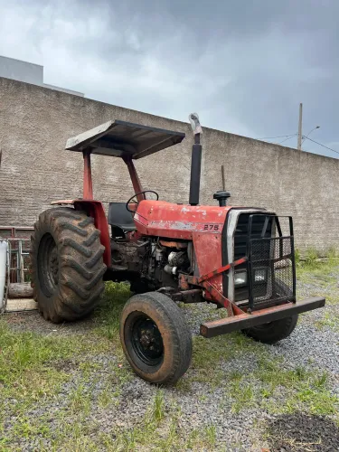 Trator Massey Ferguson 275