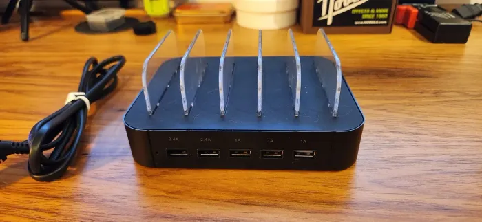 Estação de carregamento USB para 5 celulares
