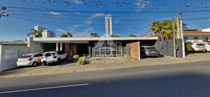 Casa Comercial Vila Estrela