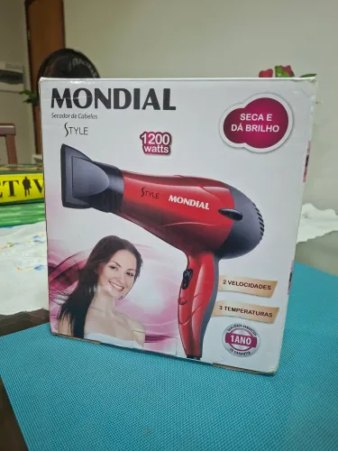 Secador de cabelo pequeno