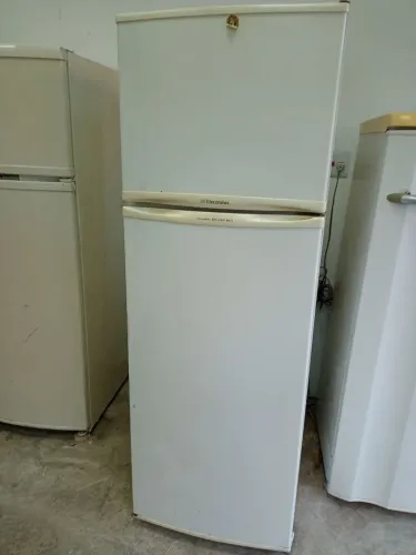 Geladeira Eletrolux Ótimo Funcionamento 
