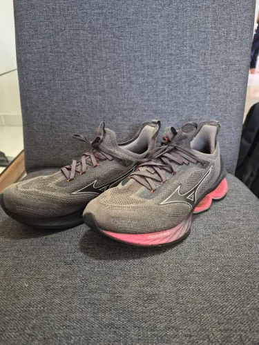 Tênis Mizuno - Wave Creation 24