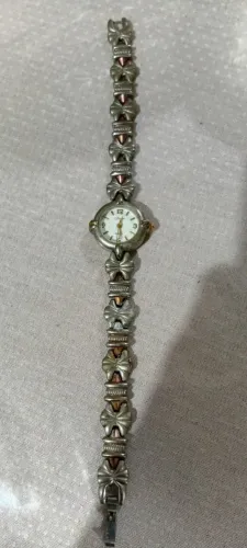 RELÓGIO CONDOR FEMININO para conserto, pulseira precisa de restauração, parado não sei com