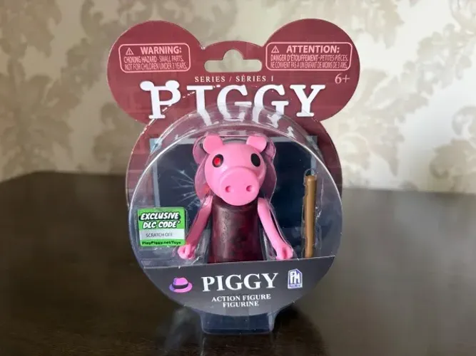 Action Figure Piggy. Roblox. Série 1. Dlc Code. Phatmojo!