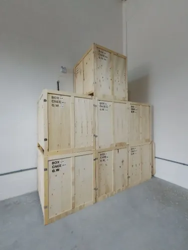 Vendo caixas de madeira baú ou box grande 