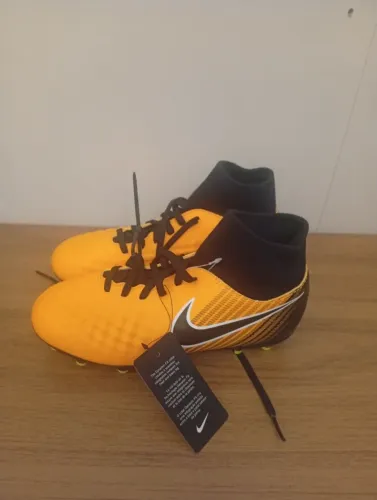 Chuteira Nike