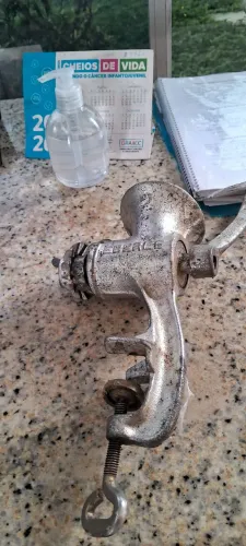 Moedor de carne manual 