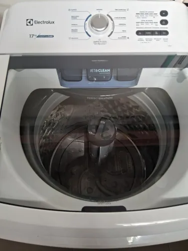 Máquina de lavar Electrolux 17kg