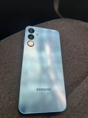 Celular A25 256 gb 6 de RAM