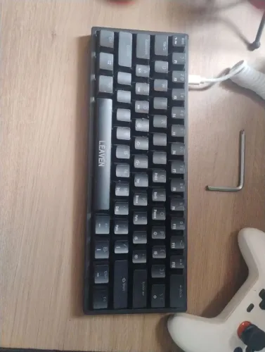 Teclado mecânico LEAVEN K620