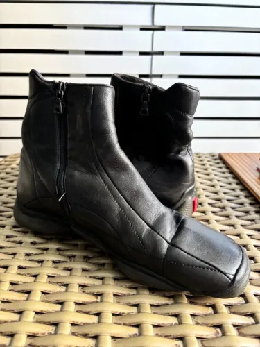 Bota de couro PRADA