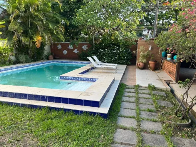 Sobrado para venda com 497 metros quadrados com 5 quartos em Anil - Rio de Janeiro - RJ