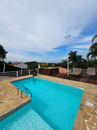 Casa à Venda no Condomínio Mont Cler, Santa Isabel 2 Dorms, Suíte