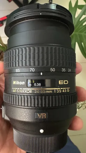 Lente Nikon Fx 24-85mm F/3.5-4.5g Ed Vr Cor Preto MOC