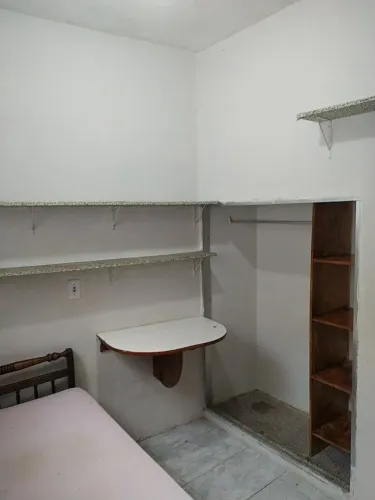 Aluguel de quarto apenas para estudante do sexo feminino