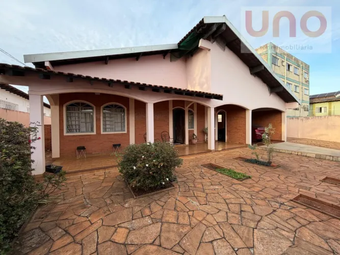 Casa em Vila Bandeirante - Campo Grande