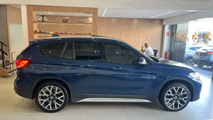 BMW X1 Sdrive 20I X-line 2.0 TB Active Flex 2022