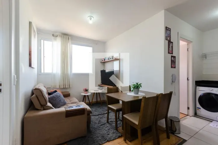 Apartamento à Venda - Vila Serralheiro, 2 Quartos, 34 m2