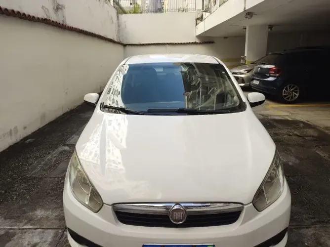 Fiat Grand Siena Tetrafuel 1.4 EVO F. Flex 8V 2014