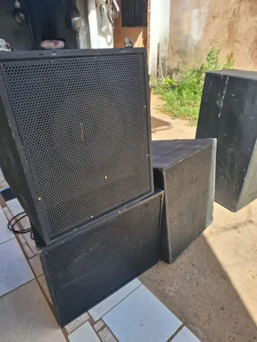 Caixa de grave de 15 