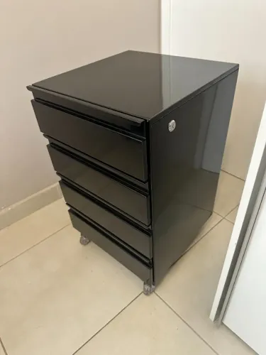 Gaveteiro Inox com Rodinhas - 4 gavetas com chave - 39 x 41 x 63 cm de altura